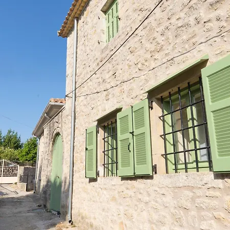 Dervisia Stonehouse 4 Apartmán *